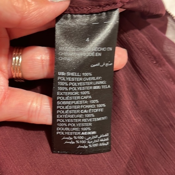 WHBM Maroon/Burgundy Sleeveless Ruffle Top Sz 4 - Picture 11 of 11